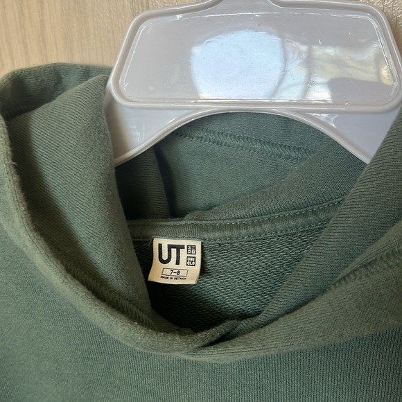 Uniqlo Snoopy unisex kids’ hoodie - Picture 5 of 7